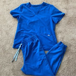 Figs | Women's Casma Top and High Waisted Zamora Scrub Set Royal Blue Size XL
